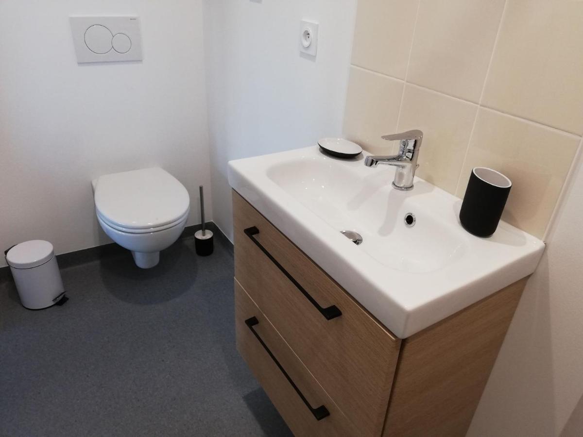 Studios Les 3 Eclats Сен-Лоран-сюр-Севр Экстерьер фото